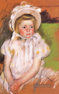 Simone in einer weißen Mütze Mütter Kinder Mary Cassatt Ölgemälde